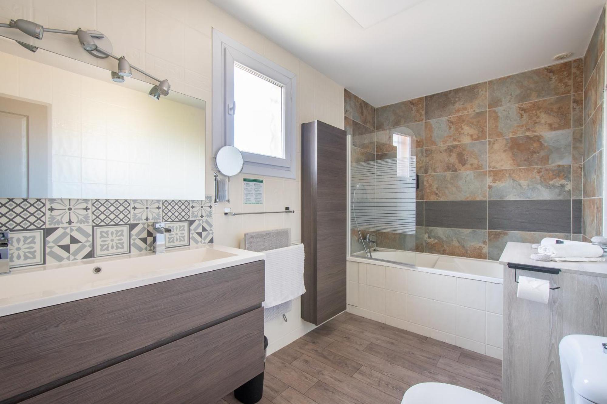 Guesthouse La Costiere - Logements Independants - Espace Piscine Jacuzzi Lunel (Herault) Exterior foto
